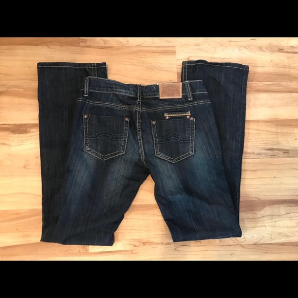 🌻2/$40 NWOT antique rivet jeans - Picture 2 of 4